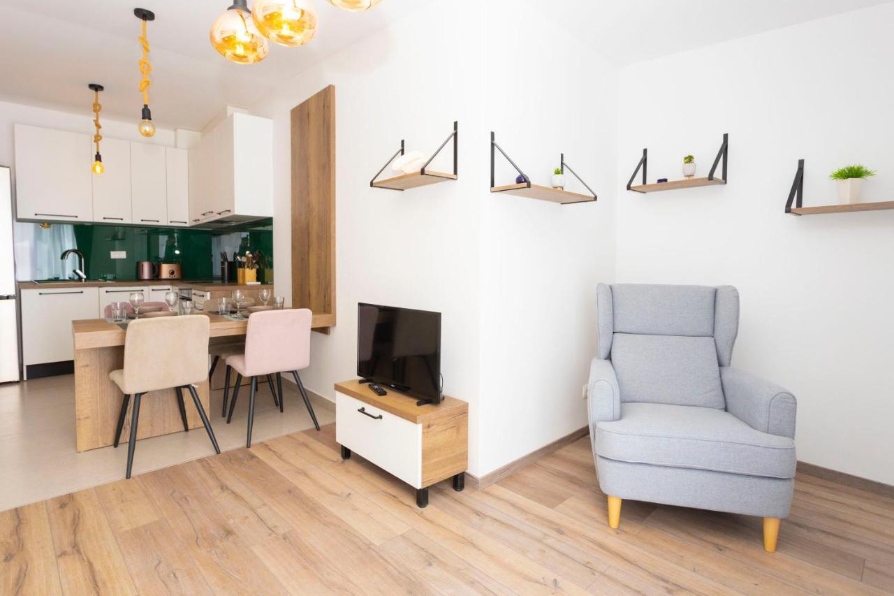 Apartments Jadranko Brela Εξωτερικό φωτογραφία