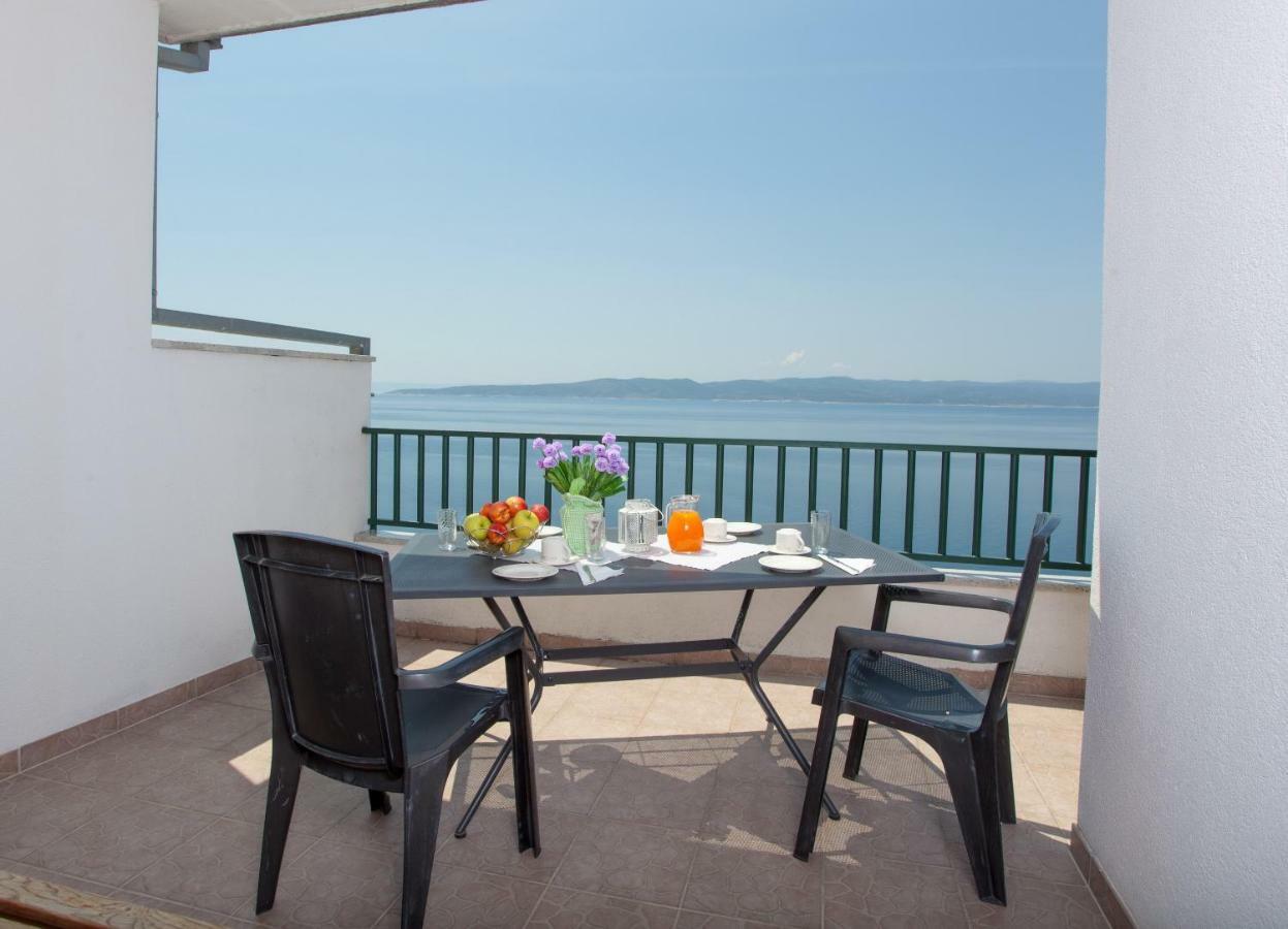 Apartments Jadranko Brela Εξωτερικό φωτογραφία